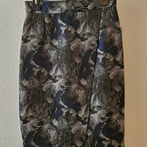 Antonio Melani skirt Size 4 new with tags